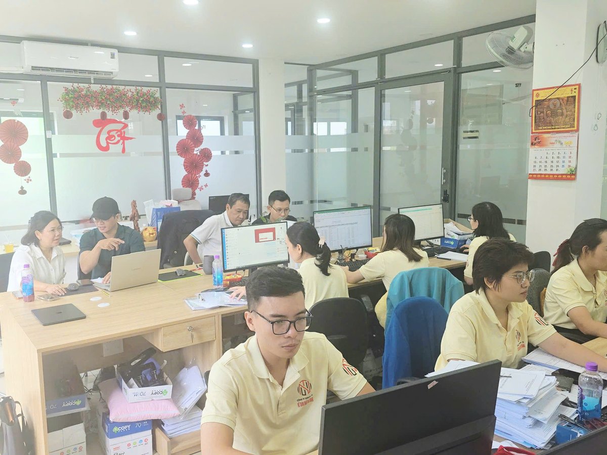 Văn phòng công ty những ngày giáp Tết